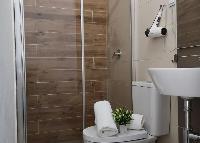 Sensations בית הארחה 4*