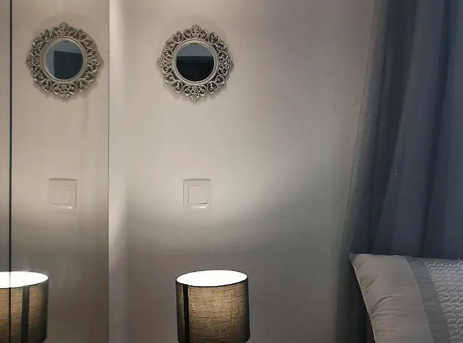 Sensations ゲストハウス 4*