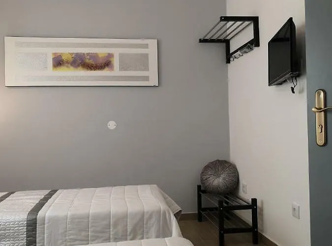 ゲストハウス Sensations 4*